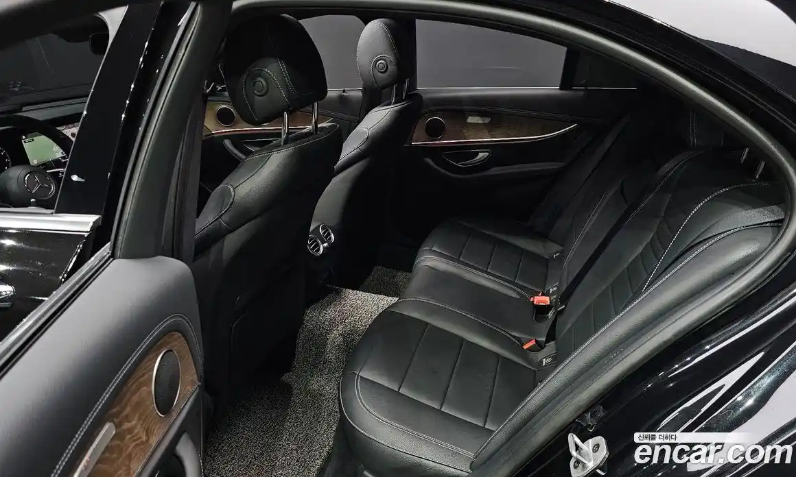 Mercedes-Benz E-Class 2021 2.0 гидро в Москве № 1403701, фото 16