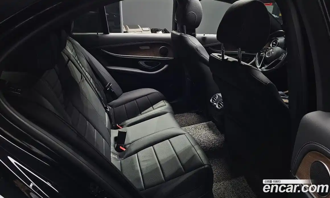 Mercedes-Benz E-Class 2021 2.0 гидро в Москве № 1403701, фото 18