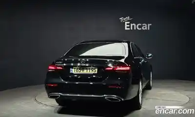 Mercedes-Benz E-Class 2021 2.0 гидро в Москве № 1403701, миниатюра 4