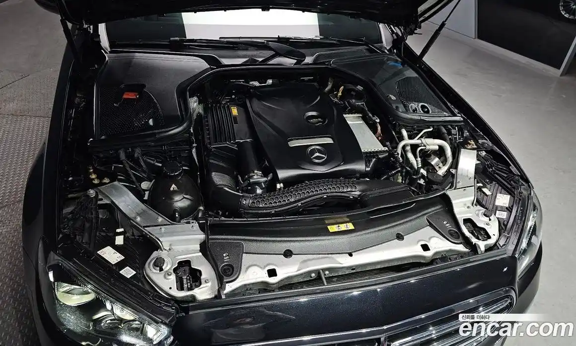 Mercedes-Benz E-Class 2021 2.0 гидро в Москве № 1403701, фото 6