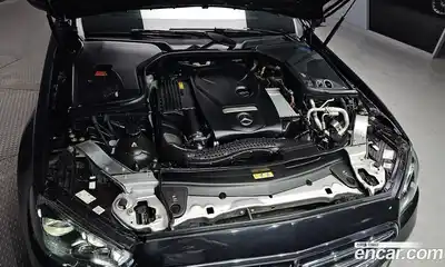 Mercedes-Benz E-Class 2021 2.0 гидро в Москве № 1403701, миниатюра 6