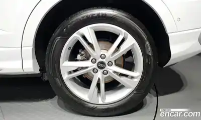 Audi Q3 2023 2.0 гидро в Москве № 1404138, миниатюра 7