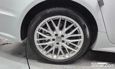 Audi A6 2017 2.0 гидро в Москве № 1422661, миниатюра 5