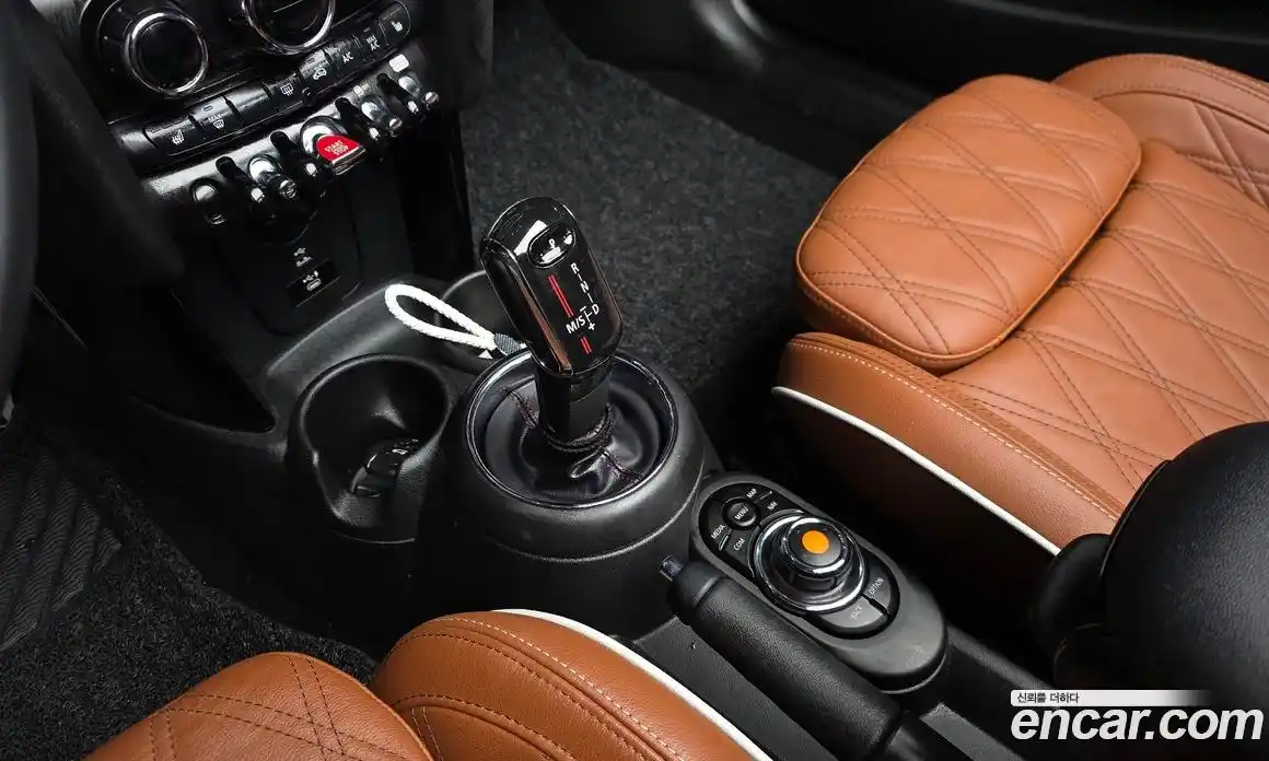 Mini Cooper Convertible 2020 2.0 гидро в Москве № 1423552, фото 11