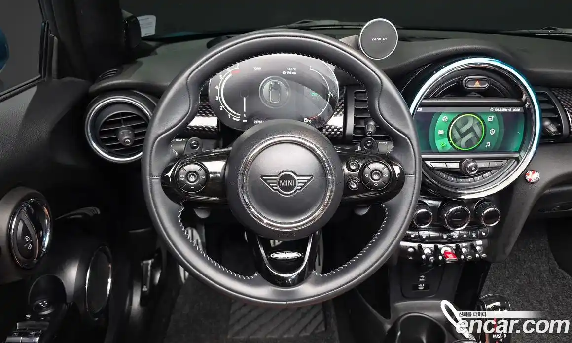 Mini Cooper Convertible 2020 2.0 гидро в Москве № 1423552, фото 17