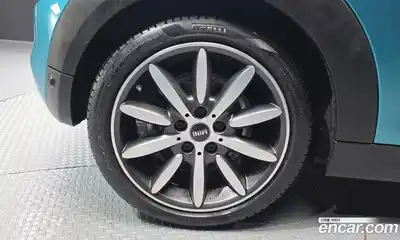 Mini Cooper Convertible 2020 2.0 гидро в Москве № 1423552, миниатюра 4