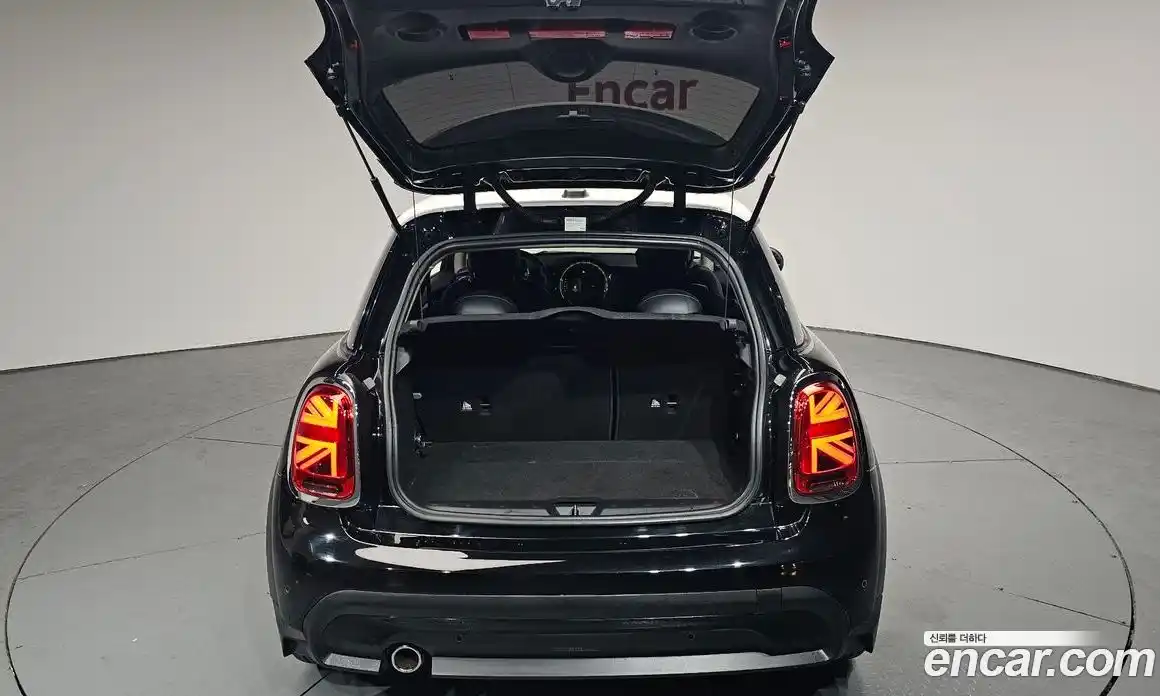 Mini Cooper 2022 1.5 гидро в Москве № 1423611, фото 25