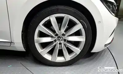 Volkswagen Arteon 2022 2.0 гидро в Москве № 1424114, миниатюра 7