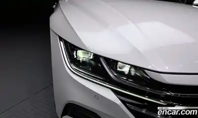 Volkswagen Arteon 2022 2.0 гидро в Москве № 1424114, миниатюра 8
