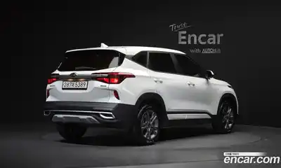 Kia Seltos 2021 1.6 гидро в Москве № 1538529, миниатюра 2