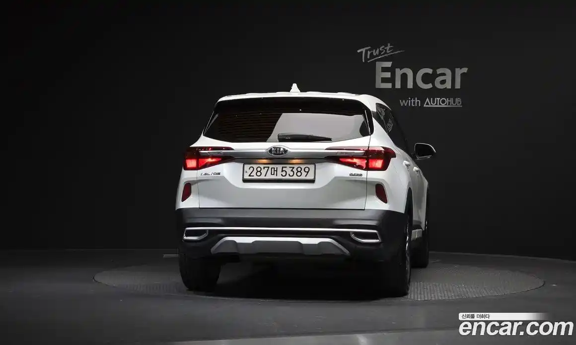 Kia Seltos 2021 1.6 гидро в Москве № 1538529, фото 4