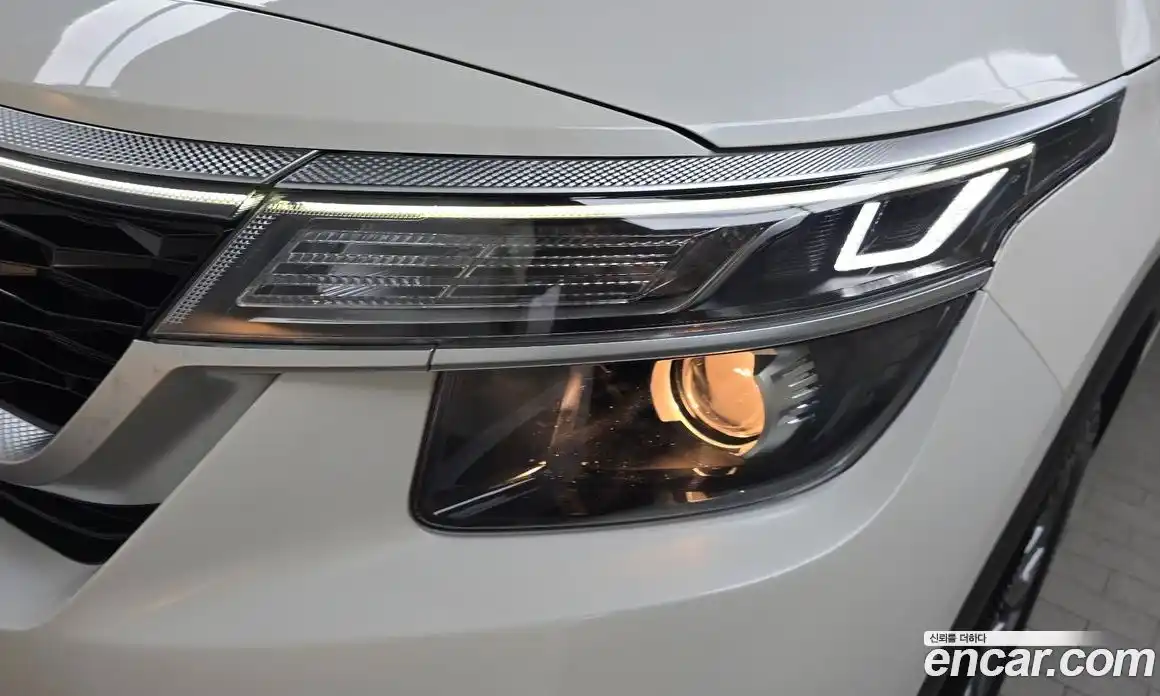 Kia Seltos 2021 1.6 гидро в Москве № 1538529, фото 8