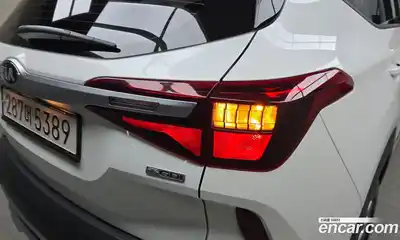 Kia Seltos 2021 1.6 гидро в Москве № 1538529, миниатюра 9