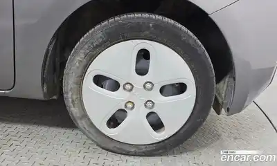 Kia Ray 2023 1.0 гидро в Москве № 1538557, миниатюра 7
