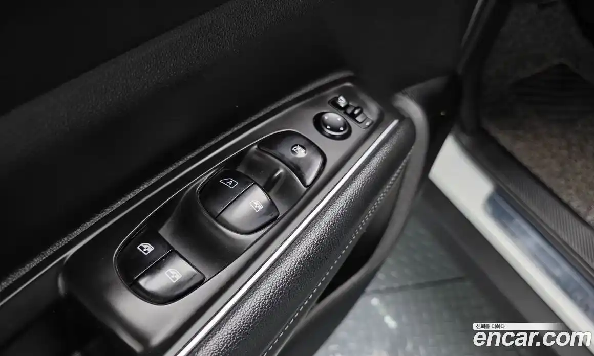 Renault QM6 2018 2.0 гидро в Москве № 1543407, фото 28