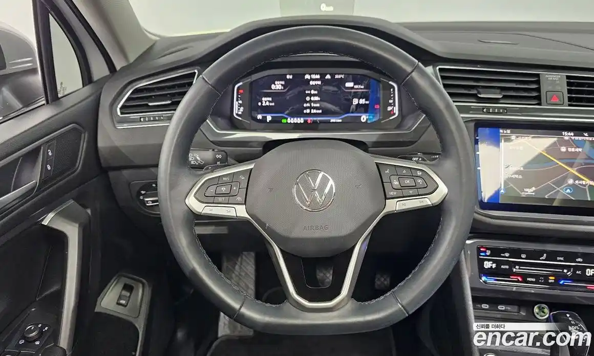 Volkswagen Tiguan 2022 2.0 гидро в Москве № 1549025, фото 19