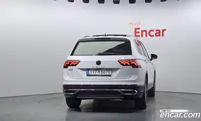Volkswagen Tiguan 2022 2.0 гидро в Москве № 1549025, миниатюра 4