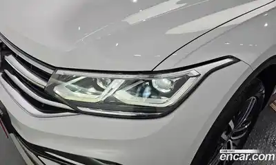Volkswagen Tiguan 2022 2.0 гидро в Москве № 1549025, миниатюра 8