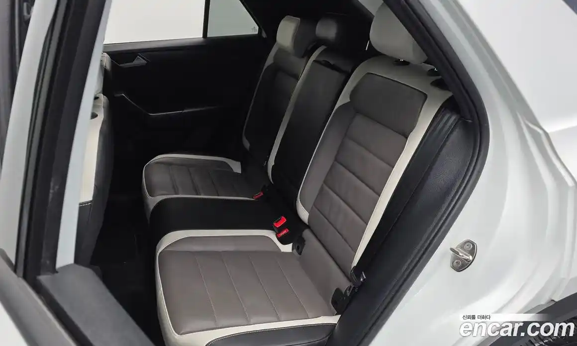 Volkswagen T-Roc 2021 2.0 гидро в Москве № 1549131, фото 16