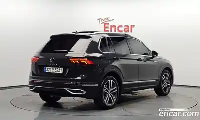 Volkswagen Tiguan 2021 2.0 гидро в Москве № 1549138, миниатюра 2