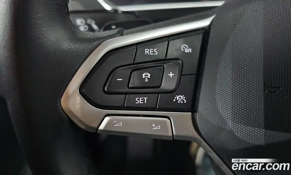 Volkswagen Tiguan 2021 2.0 гидро в Москве № 1549138, фото 22