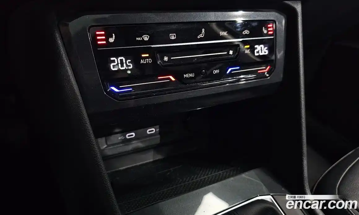 Volkswagen Tiguan 2021 2.0 гидро в Москве № 1549138, фото 33
