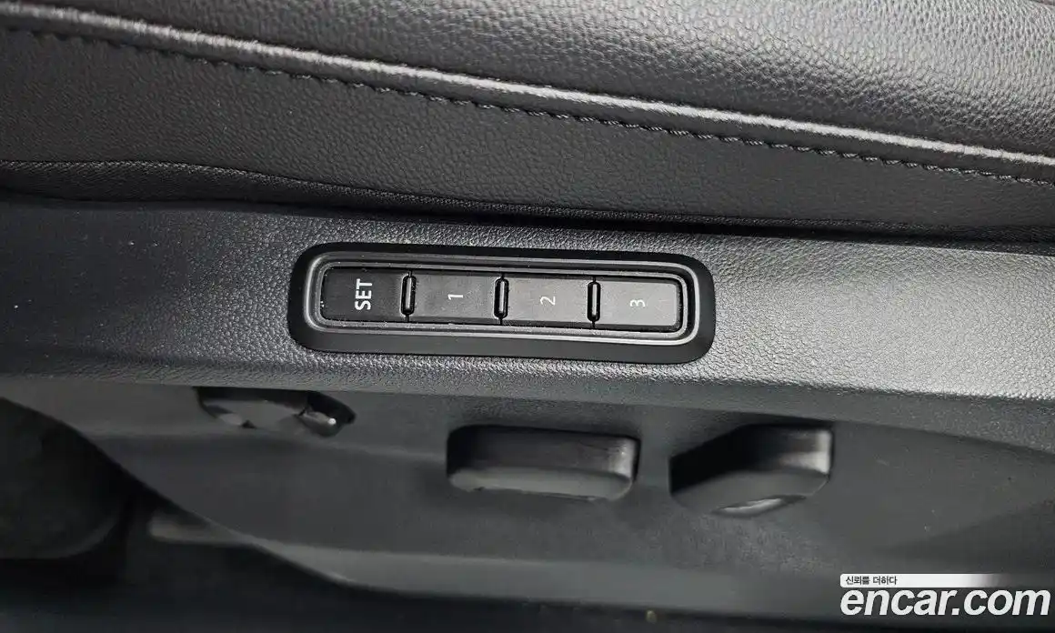 Volkswagen Tiguan 2021 2.0 гидро в Москве № 1549138, фото 35