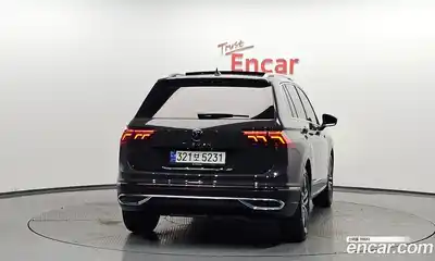 Volkswagen Tiguan 2021 2.0 гидро в Москве № 1549138, миниатюра 4