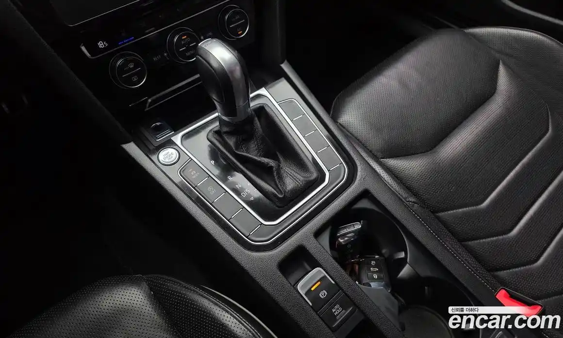 Volkswagen Arteon 2018 2.0 гидро в Москве № 1549175, фото 12