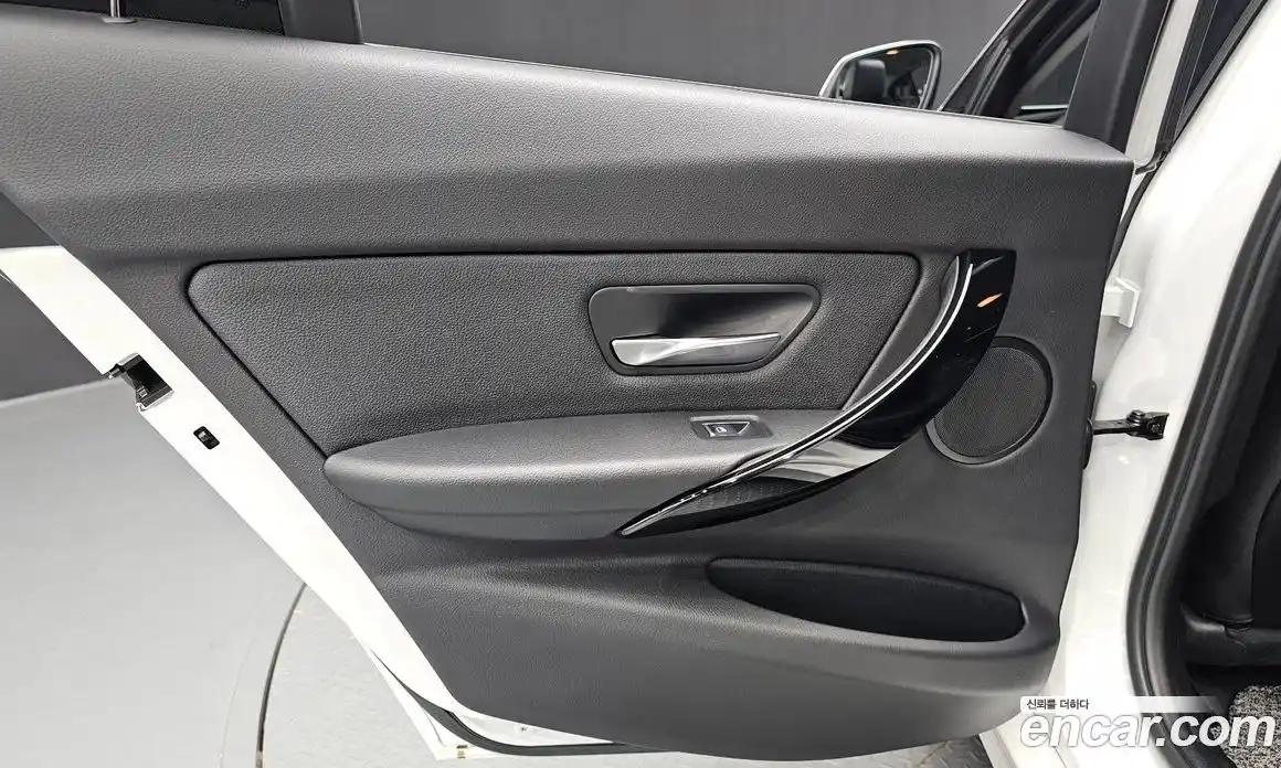 BMW 3-Series 2018 2.0 гидро в Москве № 1614151, фото 14