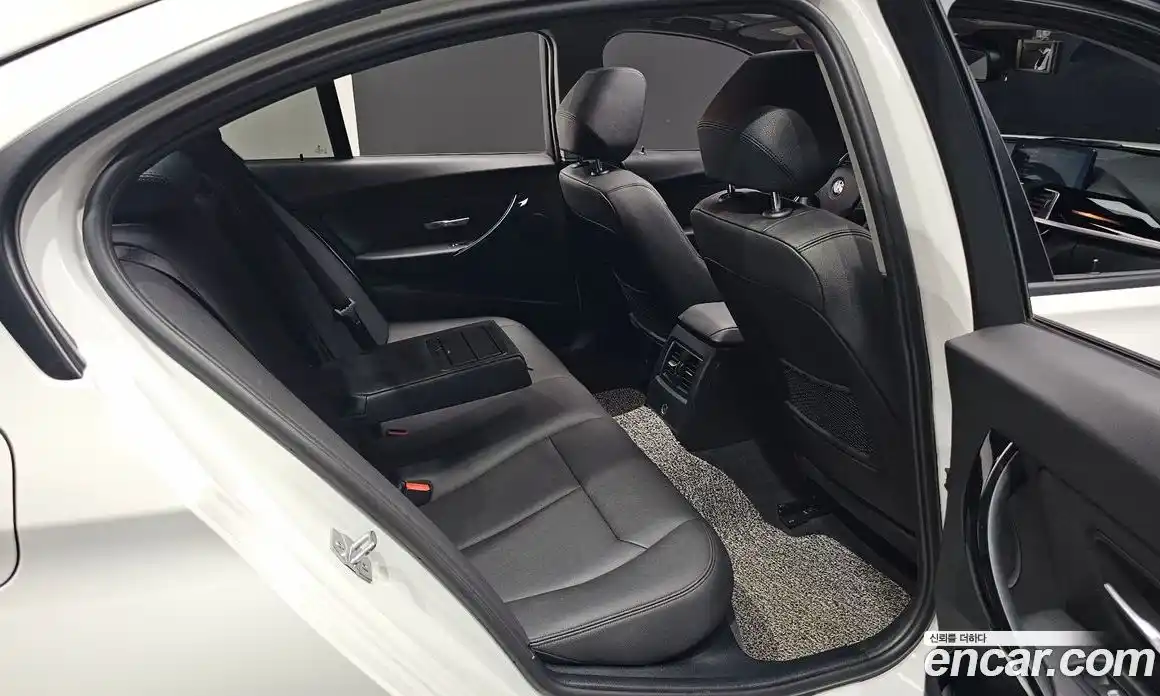 BMW 3-Series 2018 2.0 гидро в Москве № 1614151, фото 15