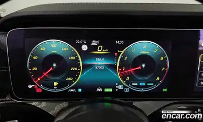 Mercedes-Benz E-Class 2023 2.0 гидро в Москве № 1617114, миниатюра 11