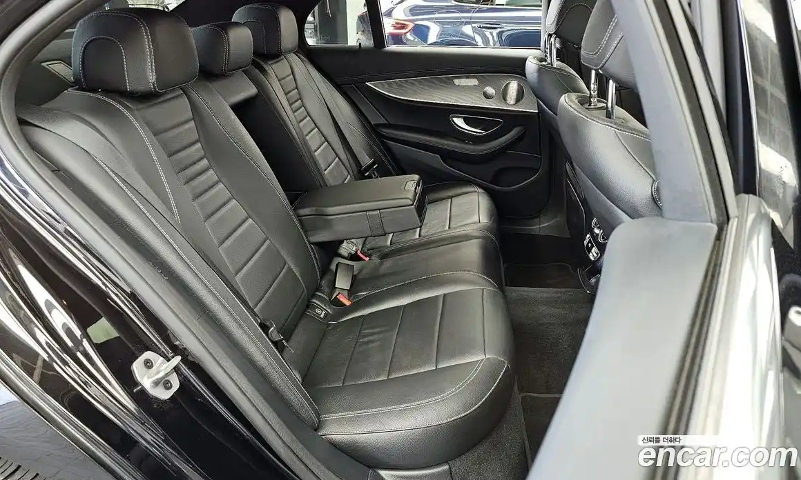 Mercedes-Benz E-Class 2023 2.0 гидро в Москве № 1617114, фото 17