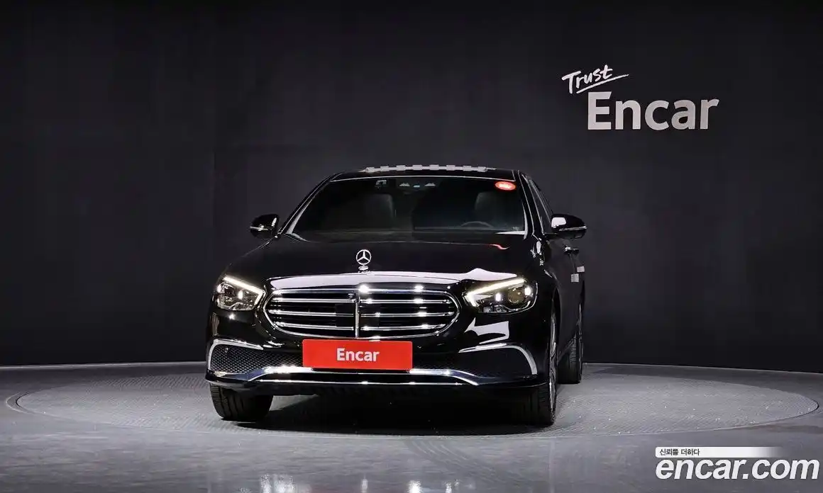 Mercedes-Benz E-Class 2023 2.0 гидро в Москве № 1617114, фото 3