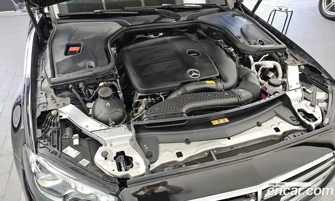 Mercedes-Benz E-Class 2023 2.0 гидро в Москве № 1617114, фото 6