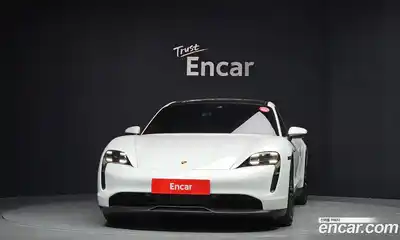 Porsche Taycan 2022 0.1 гидро в Москве № 1618977, миниатюра 3