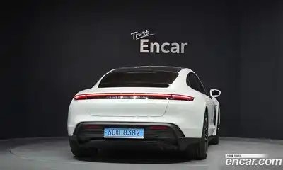 Porsche Taycan 2022 0.1 гидро в Москве № 1618977, миниатюра 4