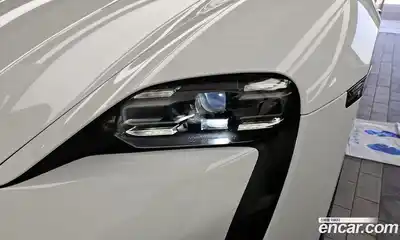 Porsche Taycan 2022 0.1 гидро в Москве № 1618977, миниатюра 8