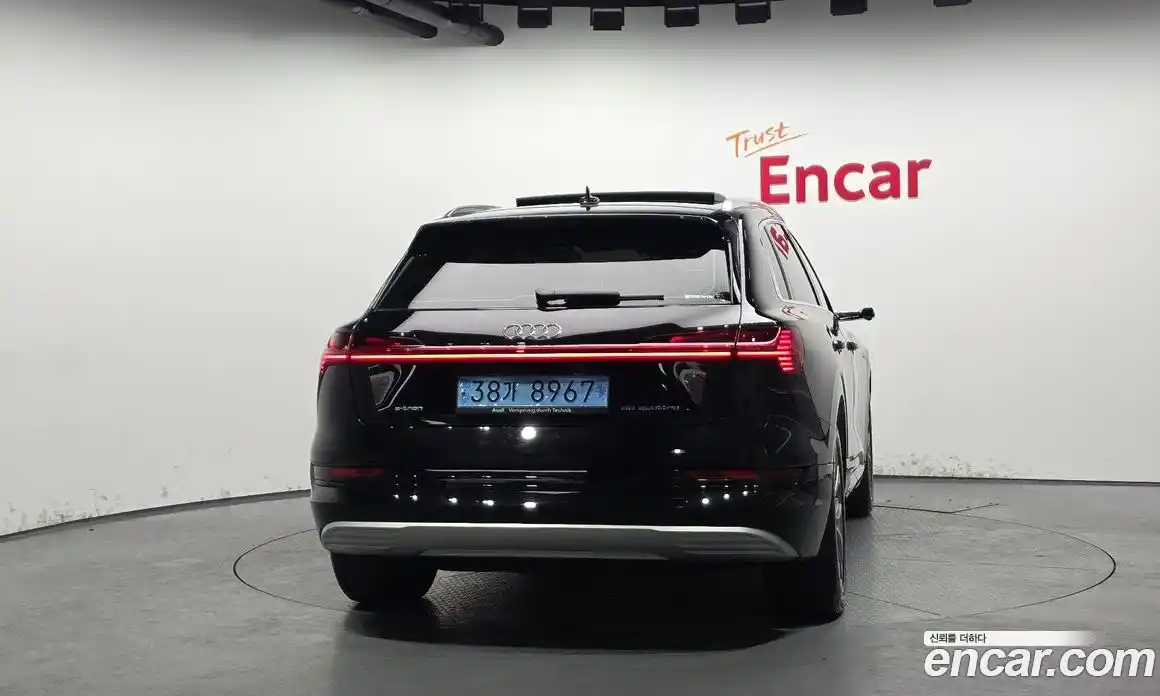 Audi e-tron 2023 0.2 гидро в Москве № 162422, фото 4