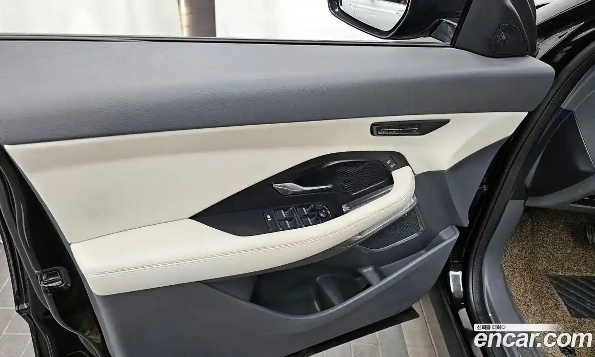 Jaguar E-Pace 2020 2.0 гидро в Москве № 1625500, фото 14
