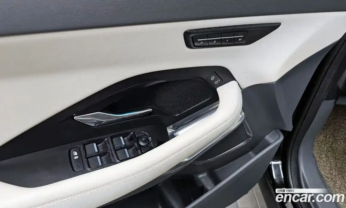 Jaguar E-Pace 2020 2.0 гидро в Москве № 1625500, фото 34
