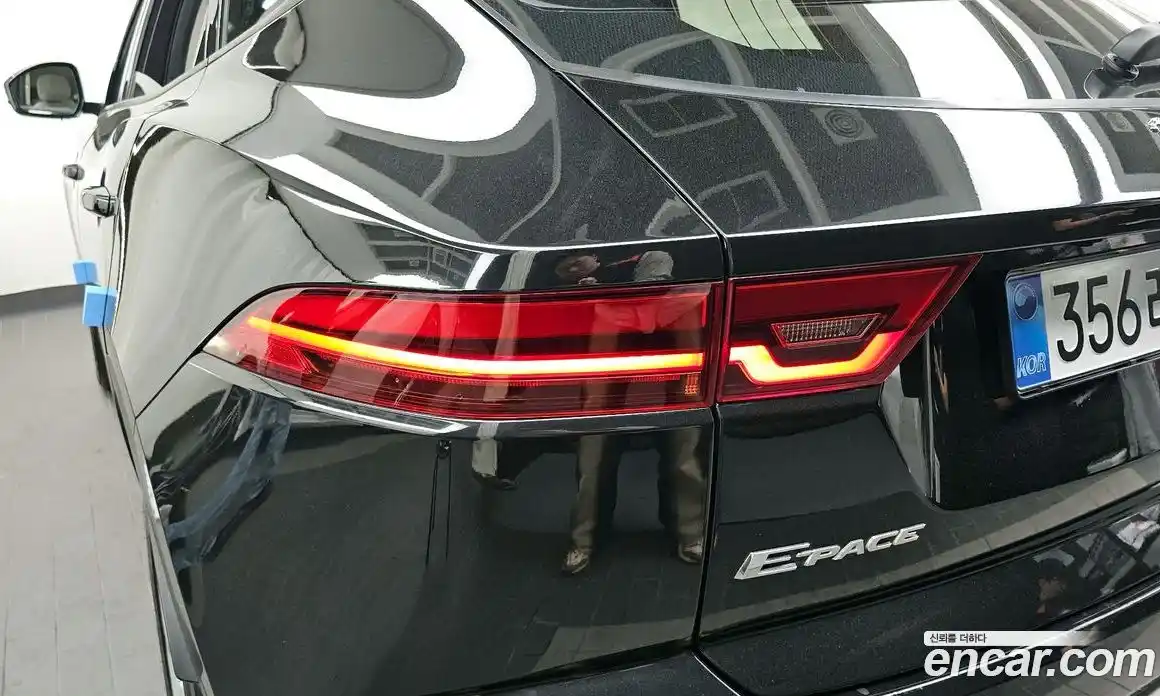 Jaguar E-Pace 2020 2.0 гидро в Москве № 1625500, фото 9