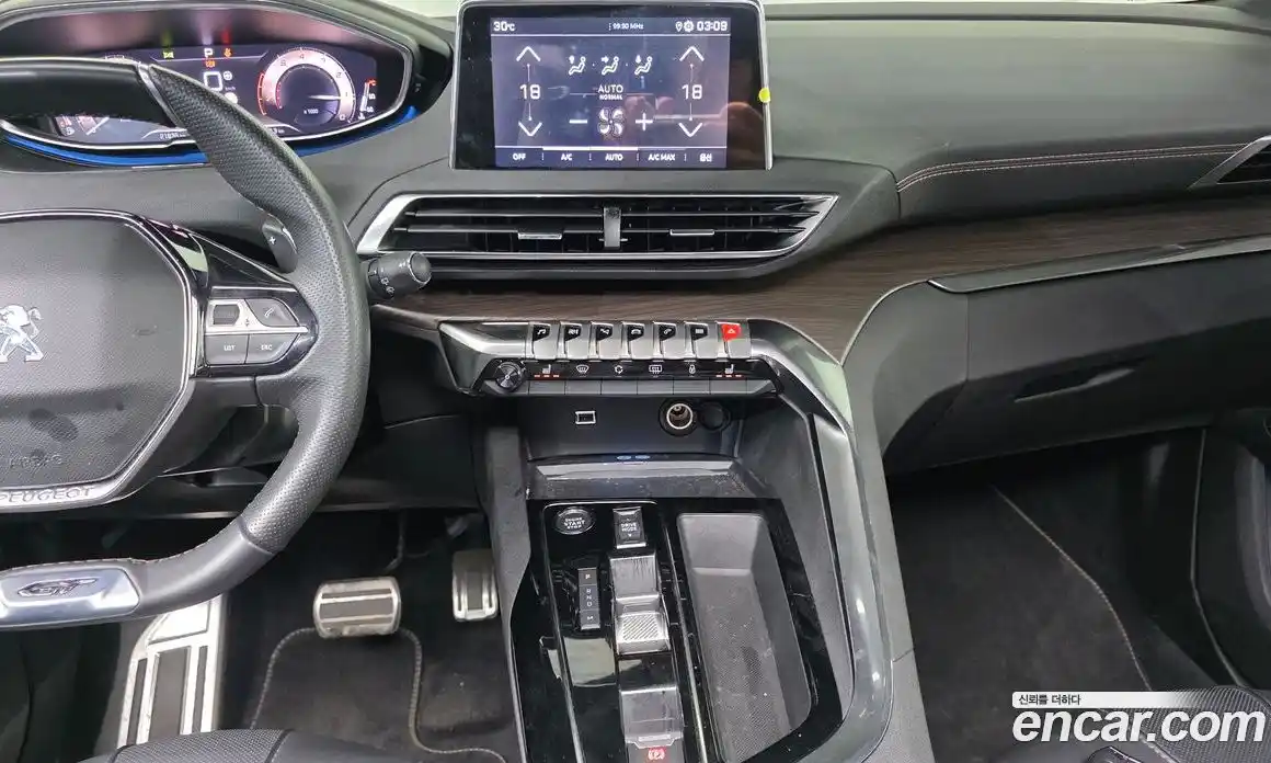 Peugeot 5008 2023 1.2 гидро в Москве, фото 22