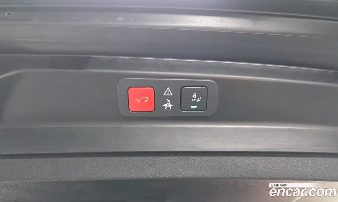 Peugeot 5008 2023 1.2 гидро в Москве, фото 27