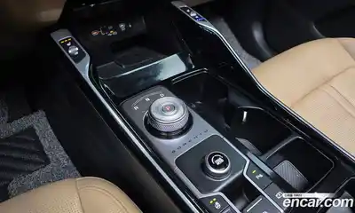 Kia Sorento 2023 1.6 гидро в Москве № 1685089, миниатюра 12