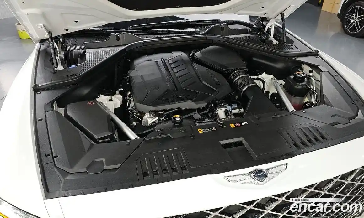 Genesis GV80 2022 3.0 гидро в Москве № 1685316, фото 6
