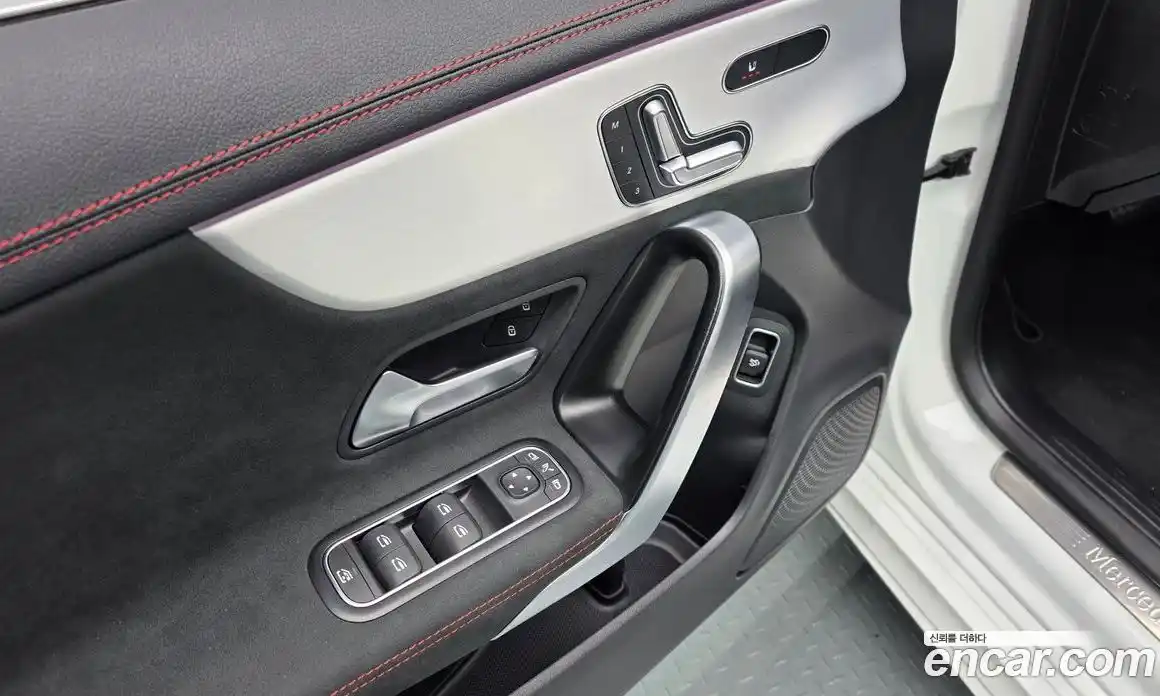 Mercedes-Benz CLA-Class 2024 2.0 гидро в Москве № 1689894, фото 28