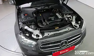 Mercedes-Benz E-Class 2021 2.0 гидро в Москве № 1690253, миниатюра 6