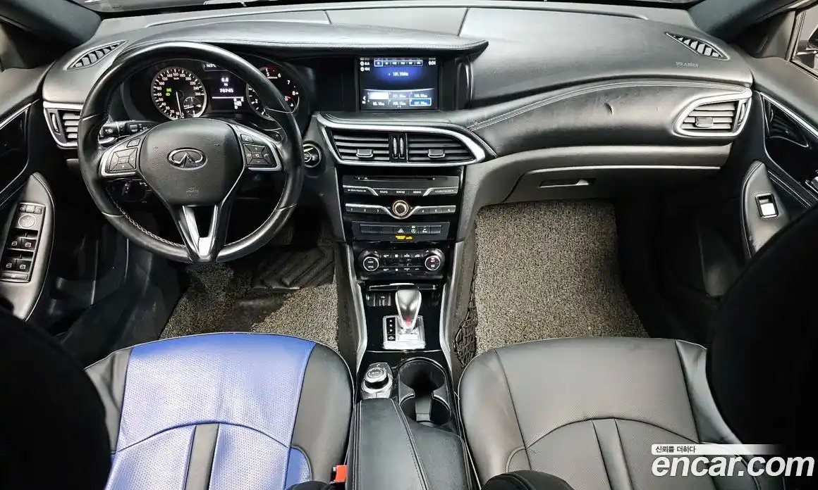 Infiniti Q30 2019 2.0 гидро в Москве № 1770815, фото 10