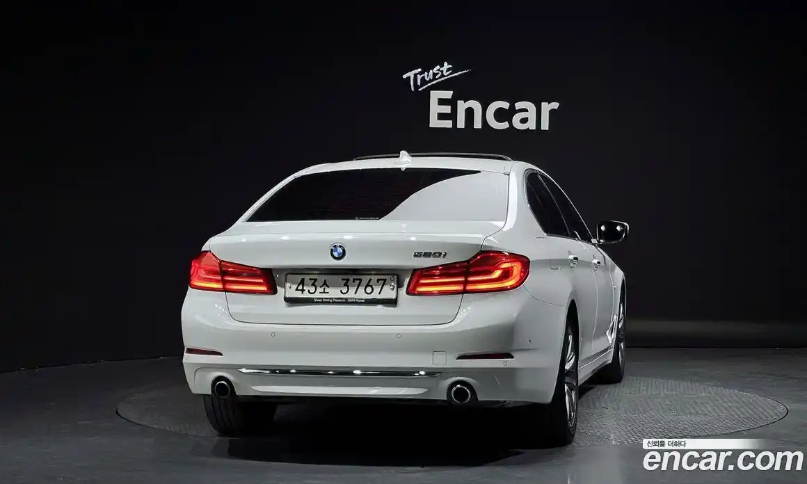 BMW 5-Series 2018 2.0 гидро в Москве № 1830890, фото 4